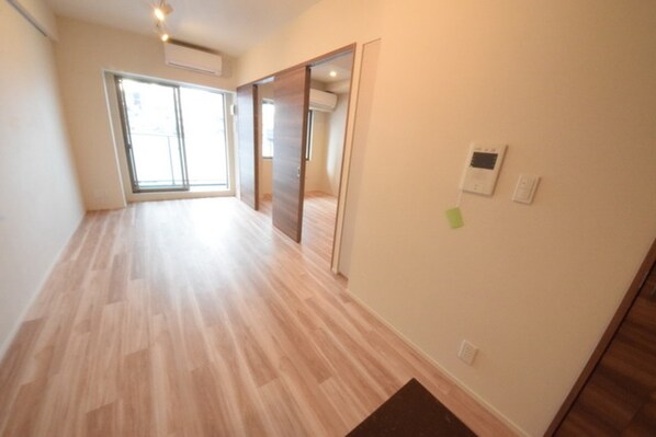 ザ・パークハビオ上野レジデンスの物件内観写真